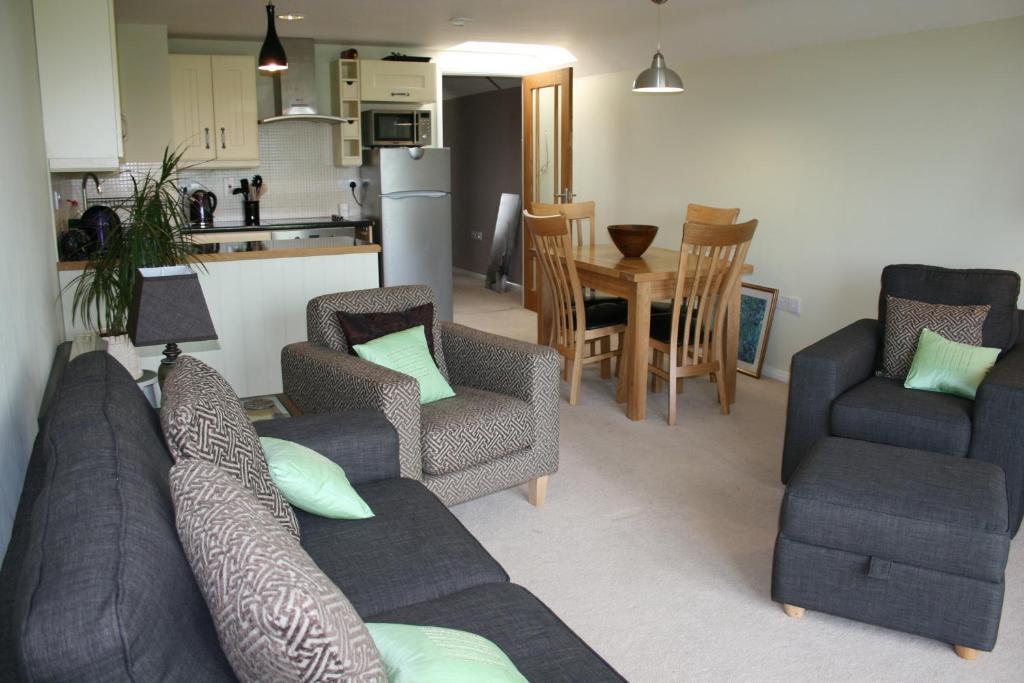 Hector'S Barn Apartments At Rosewood House Taunton Chambre photo